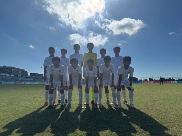 上海海港U15参加南一区9-16名资格赛，最终2胜1负排名第十
