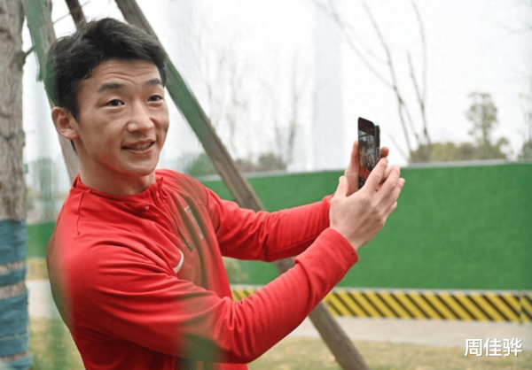 35岁中超旧将解约离队! 本赛季仅出场1次, 时隔3年半重回老东家