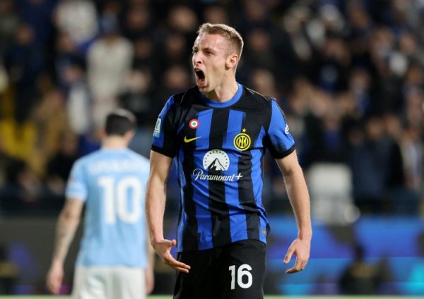 都体：弗拉泰西新赛季只出场了20分钟，接下来能否杆位将决定未来