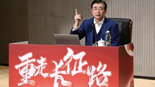 U22国足2: 1险胜东帝汶, 向余望空炮不断东安尼奥不过如此