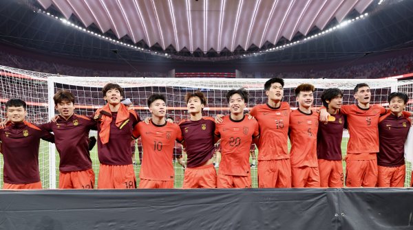 今晚报：津门虎小将陈哲宣入选U22国足 或因他在中场球员能即插即用