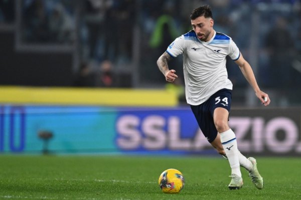 都体:米兰和国米有意拉齐奥后场球员吉拉,皇马有50%二转 都体:米兰和国米有意拉齐奥后场球员吉拉,皇马有50%二转