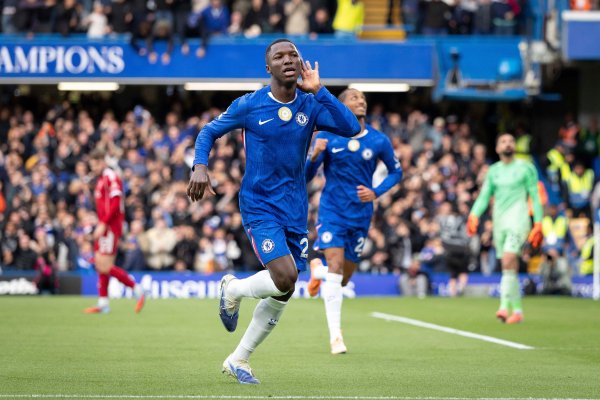 英媒：凯塞多不想离开切尔西，切尔西也不会接受任何报价