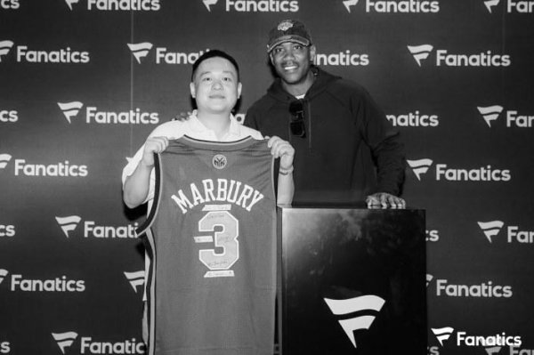 “卡牌王子”俞雪阳: 保持初心, 取悦自己 “卡牌王子”俞雪阳: 保持初心, 取悦自己