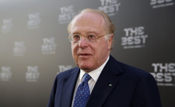 斯卡罗尼谈新运动活动    场  ：希望市议会做出明智决定，米兰的所有权很清晰