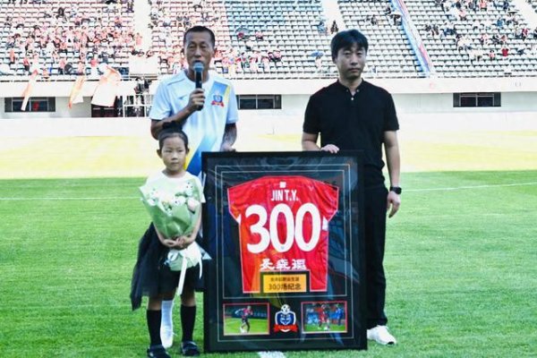 中甲战火重燃 “龙鼎”主场作战  称王