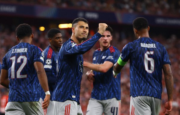 在欧冠后备 登场后互相传射, 马丁内利和特罗萨德是第4对组合 在欧冠后备 登场后互相传射, 马丁内利和特罗萨德是第4对组合