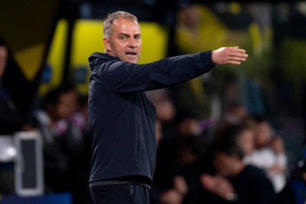 阿斯报：国际赛事  日期间，弗里克和巴萨各部门会面探讨提升表现