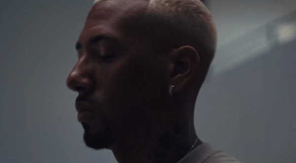 前拜仁后场球员博阿滕宣布退役, 曾作为主力夺得14年世界杯赛  第一名