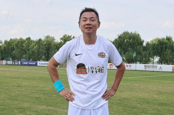 沪媒：上海赛更达橘橙冲乙成功，老板朱骏将兑现400万元奖金承诺