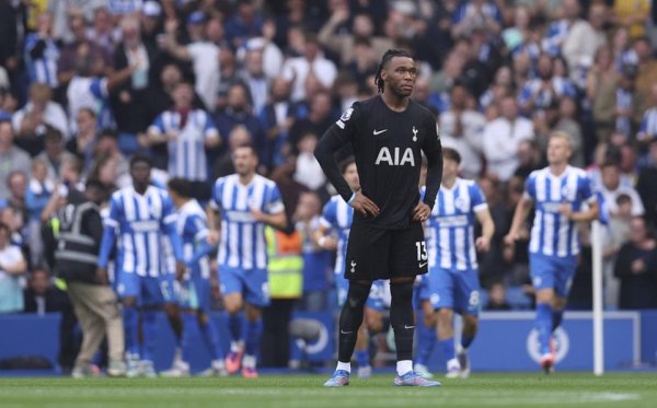 热刺获乌龙大礼！连扳2球2-2布莱顿+暂升第2，5轮被利物浦甩开5分