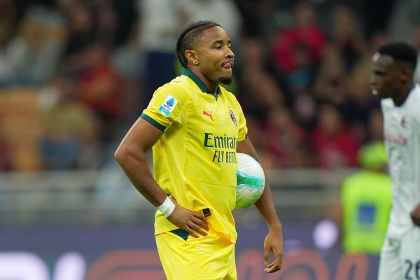 记者：恩昆库今日回归米兰合练，奇克仍单独练习