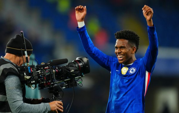 邮报:切尔西衣袖赞助商已达协议,他们有信心很快敲定胸前赞助商 邮报:切尔西衣袖赞助商已达协议,他们有信心很快敲定胸前赞助商