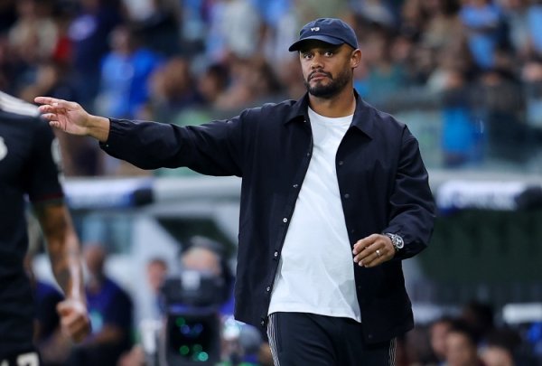 孔帕尼谈新援融入与德比战 解析球队攻击 、防卫 与领导力 孔帕尼谈新援融入与德比战 解析球队攻击 、防卫 与领导力