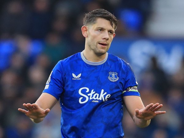 塔科夫斯基：很失望今天任意球丢掉两球，我们必须做出改进