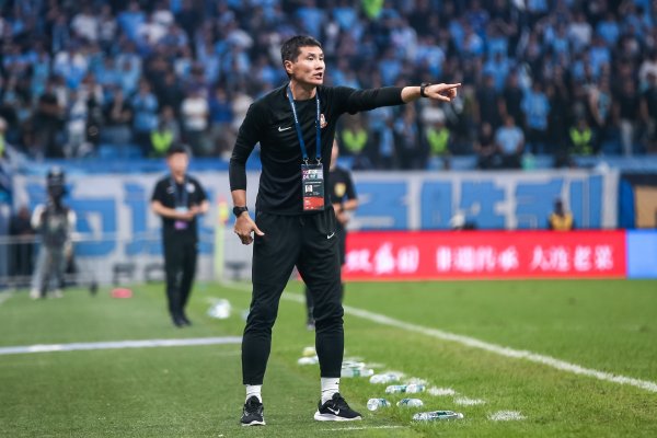 青岛媒体:西海岸成赛季最大爆冷体育选手 ,邵佳一执教水平得到更多认可 青岛媒体:西海岸成赛季最大爆冷体育选手 ,邵佳一执教水平得到更多认可