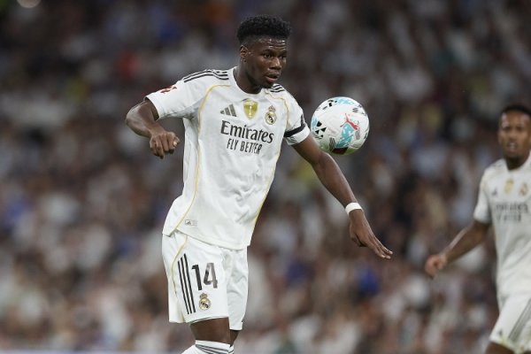 马卡：皇马中场球员琼阿梅尼左腿半腱肌负伤  ，预计将缺席三周时间