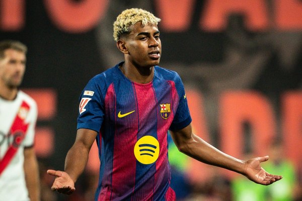 18岁115天,亚马尔跨越 姆巴佩成为欧冠打进7球最年轻球员 18岁115天,亚马尔跨越 姆巴佩成为欧冠打进7球最年轻球员