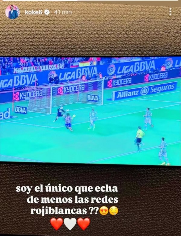 科克晒照怀念马竞老运动活动 场 :只有我一个人想念红白相间的网球网 吗? 科克晒照怀念马竞老运动活动 场 :只有我一个人想念红白相间的网球网 吗?