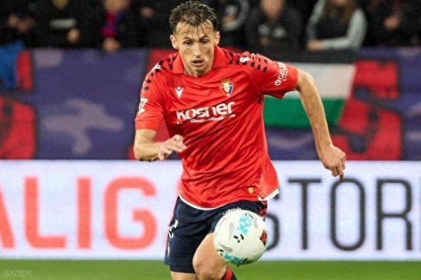 随着巴萨3-1反转  升班马, 埃尔切1-1, 西甲最新排名: 皇马2分领跑