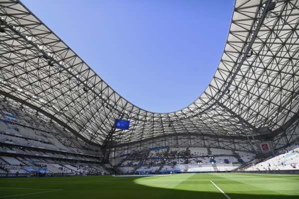 荷媒：法国内政部禁止阿贾克斯球迷在客场应战    观看对阵马赛的欧冠