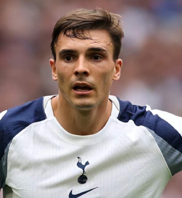 1-1!0-1!英超一夜连场大冷:热刺绝平+2轮不胜,森林6轮1胜 1-1!0-1!英超一夜连场大冷:热刺绝平+2轮不胜,森林6轮1胜